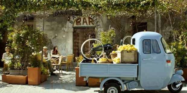 Sikilynews It Lo Spot Della Birra Moretti Radler Girato In Sicilia Video